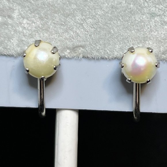 Vintage Dixelle Sterling Silver And Pearl Screw Back Earrings (3783) - Picture 1 of 5